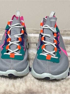 Nike Women's React Element 55 sneakers
